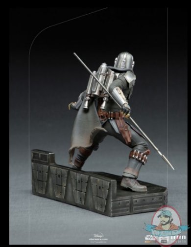 2021_08_02_07_58_04_the_mandalorian_1_10_scale_bds_statue_sideshow_collectibles.jpg