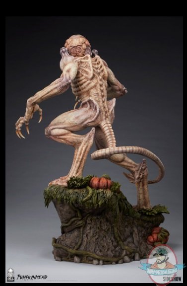2021_08_03_14_28_45_pumpkinhead_statue_by_pcs_sideshow_collectibles.jpg