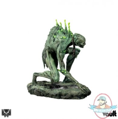 2021_08_16_10_13_31_the_bog_wight_statue_sideshow_collectibles.jpg