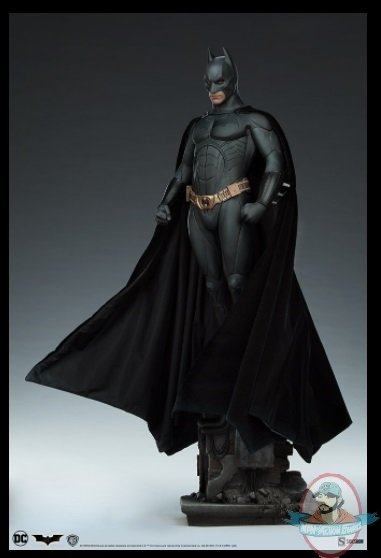 2021_09_08_19_56_09_batman_premium_format_tm_figure_sideshow_collectibles.jpg
