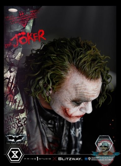 2021_09_13_17_10_18_the_joker_bust_by_prime_1_studio_x_blitzway_sideshow_collectibles.jpg