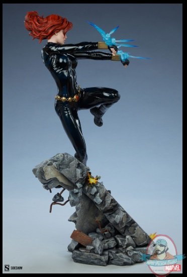 2021_09_15_20_38_20_black_widow_premium_format_figure_sideshow_collectibles.jpg