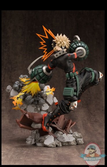 2021_10_26_17_04_08_katsuki_bakugo_version_2_statue_by_kotobukiya_sideshow_collectibles.jpg