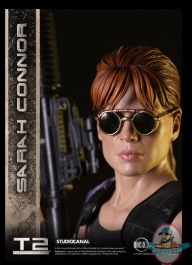 2021_10_28_14_08_56_sarah_connor_1_3_scale_premium_statue_by_darkside_collectibles_studio_sideshow.jpg