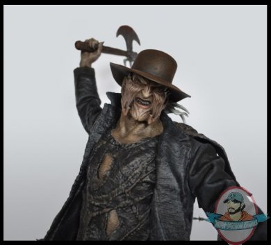 2021_12_16_13_13_00_creeper_statue_by_hollywood_collectibles_group_sideshow_collectibles.jpg