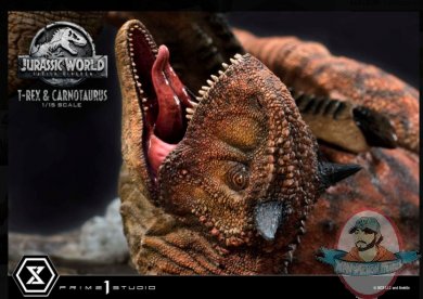 2022_01_05_15_58_51_t_rex_carnotaurus_statue_by_prime_1_studio_sideshow_collectibles.jpg