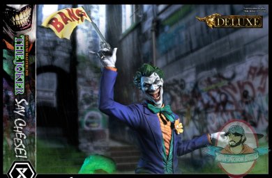 2022_01_07_11_58_51_the_joker_say_cheese_statue_by_prime_1_studio_sideshow_collectibles.jpg