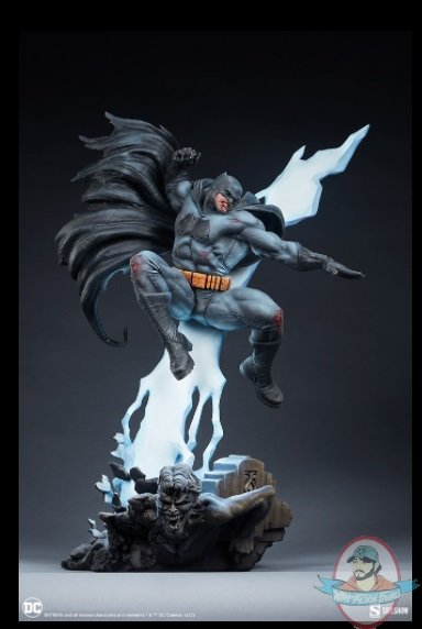 2022_01_31_15_12_39_batman_the_dark_knight_returns_premium_format_tm_figure_sideshow_collectible.jpg