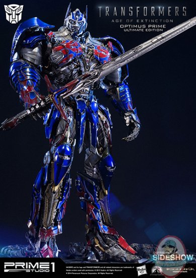 902502-optimus-prime-ultimate-edition-02.jpg