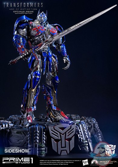 902502-optimus-prime-ultimate-edition-09.jpg