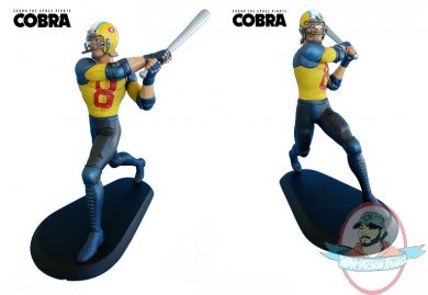 cobra_statue_3.jpg