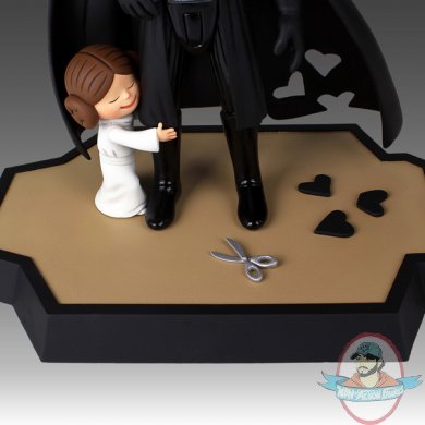 darth-vader-s-little-princess-maquette-by-gentle-giant-3.jpg