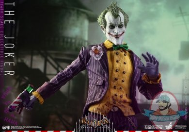 dc-comics-batman-arkham-asylum-the-joker-sixth-scale-hot-toys-902938-09.jpg