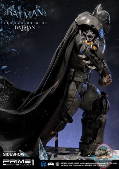 dc-comics-batman-origins-batman-xe-suit-statue-prime1-studio-903131-11.jpg