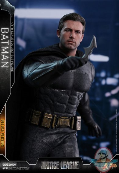 dc-comics-justice-league-batman-deluxe-sixth-scale-figure-hot-toys-903117-10.jpg