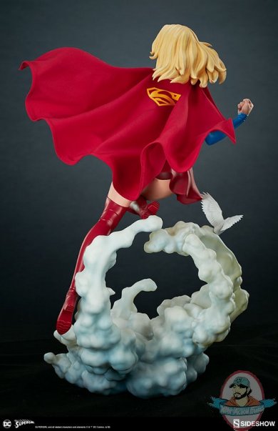 dc-comics-supergirl-premium-format-figure-sideshow-300670-09.jpg