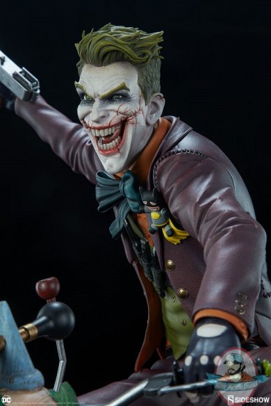 dc-comics-the-joker-premium-format-figure-sideshow-300473-14.jpg