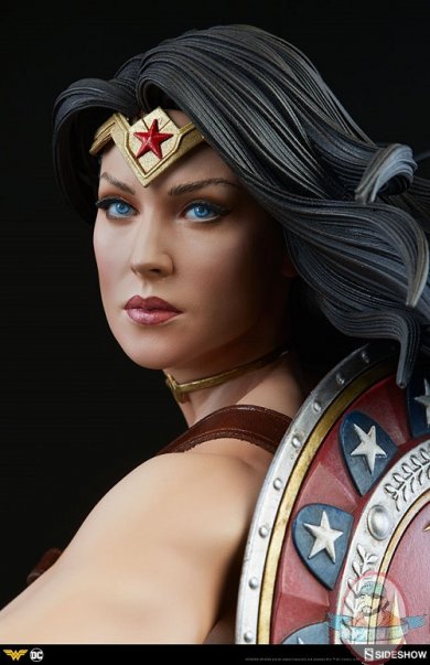 dc-comics-wonder-woman-premium-format-figure-sideshow-300664-14.jpg