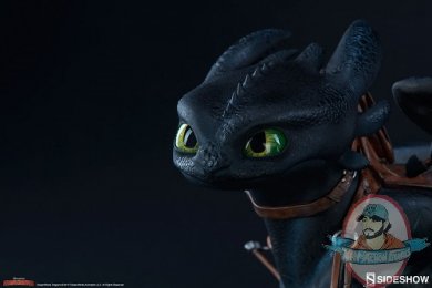 dreamworks-dragons-toothless-statue-200418-10.jpg