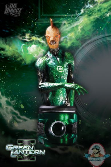 green_lantern_tomar_re_bust.jpg