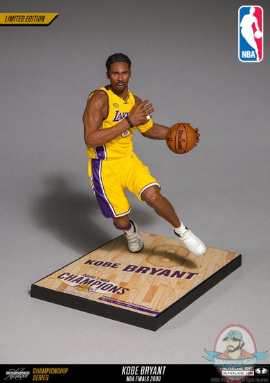 kobe-bryant-limited-edition-championship-series-2000-7-figure-3000-1.jpg