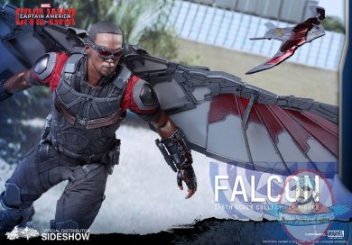 marvel-captain-america-civil-war-falcon-sixth-scale-hot-toys-902689-09.jpg