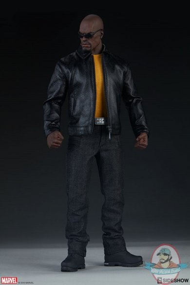 marvel-luke-cage-sixth-scale-figure-sideshow-100427-05.jpg