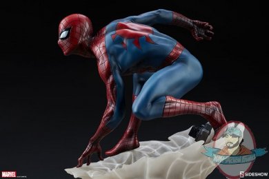 marvel-spider-man-statue-mark-brooks-artist-series-sideshow-200508-16.jpg