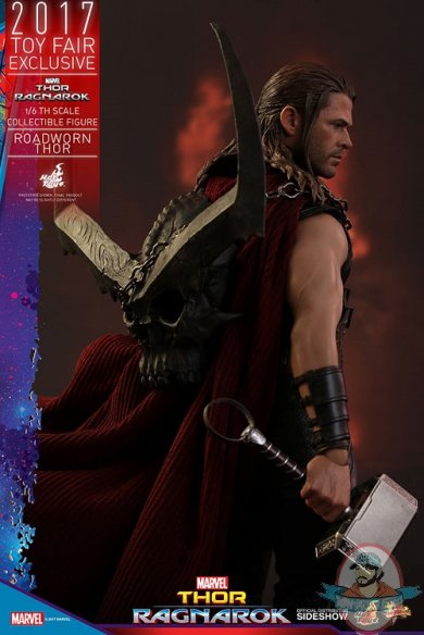 marvel-thor-ragnarok-roadworn-thor-sixth-scale-hot-toys-903091-12.jpg