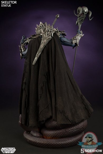 masters-of-the-universe-skeletor-statue-200460-05.jpg