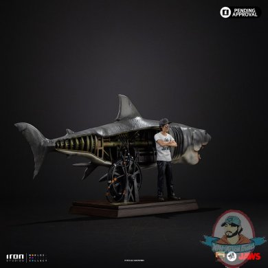 mechajaws4.jpg mechajaws4.jpg