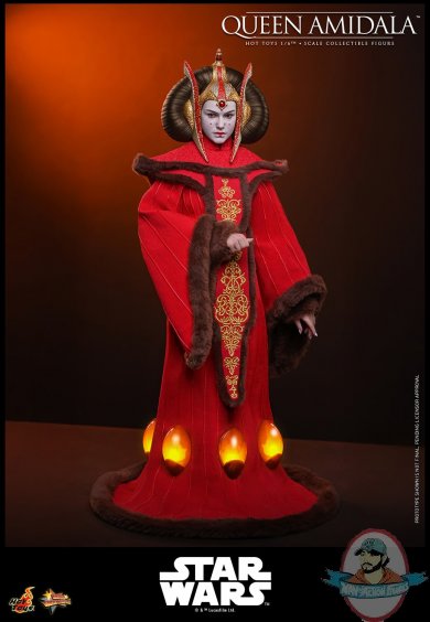 queenamidolla3.jpg queenamidolla3.jpg