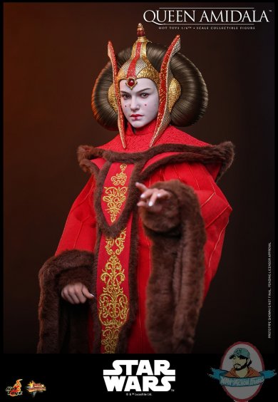 queenamidolla4.jpg queenamidolla4.jpg