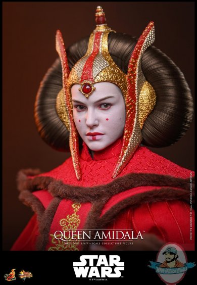 queenamidolla5.jpg queenamidolla5.jpg