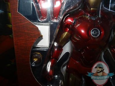 sideshow-toys-hot-toys-mms123-iron-man-mark-iv-iron-man-2-1-6-scale-12-figure-f03a3c39c086683bb54dcc838e017f75.jpg