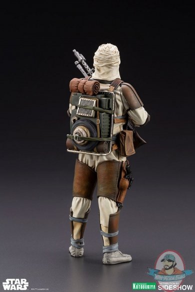 star-wars-dengar-statue-kotobukiya-903942-03.jpg