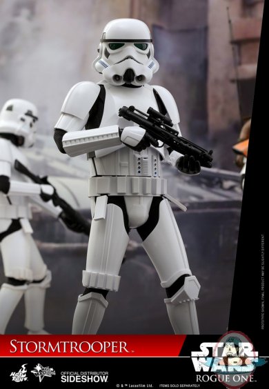 star-wars-rogue-one-stormtrooper-sixth-scale-hot-toys-902874-03.jpg