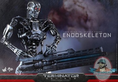 terminator-genisys-endoskeleton-sixth-scale-hot-toys-902662-05.jpg