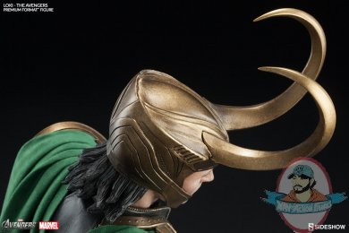 the-avengers-loki-premium-format-sideshow-300355-08.jpg